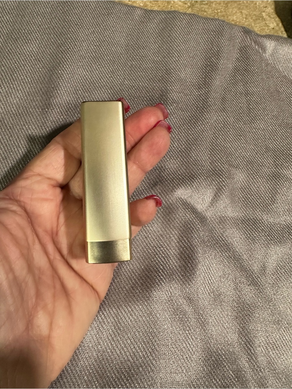 Hourglass Metallic Gold Slim Lipstick Case
